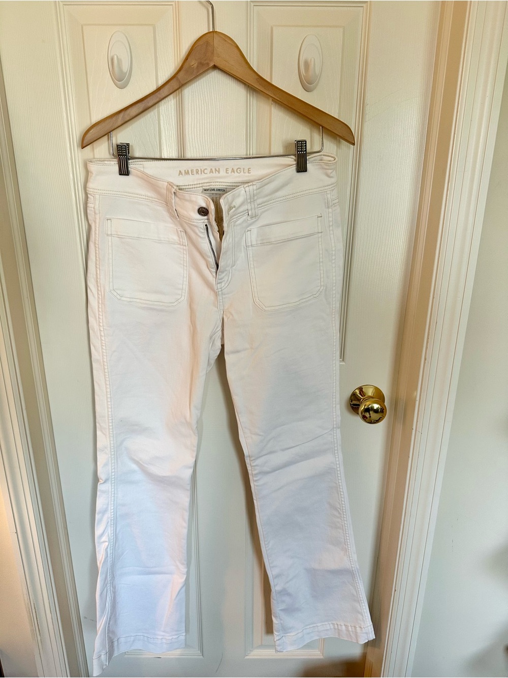 American Eagle Kick Boot Flare White Patch Pocket Jeans (NWOT)